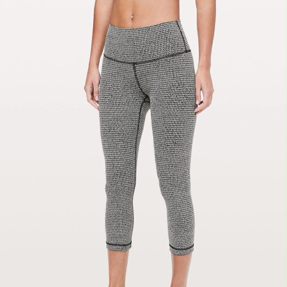 Lululemon Wunder Under 21” Crop Size 6 Teeny Tooth Herringbone Luon #131